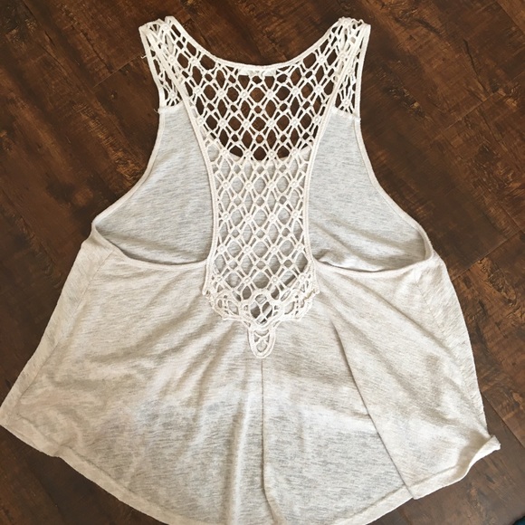 🌈 Tank top w/ crochet straps and back - Picture 2 of 3